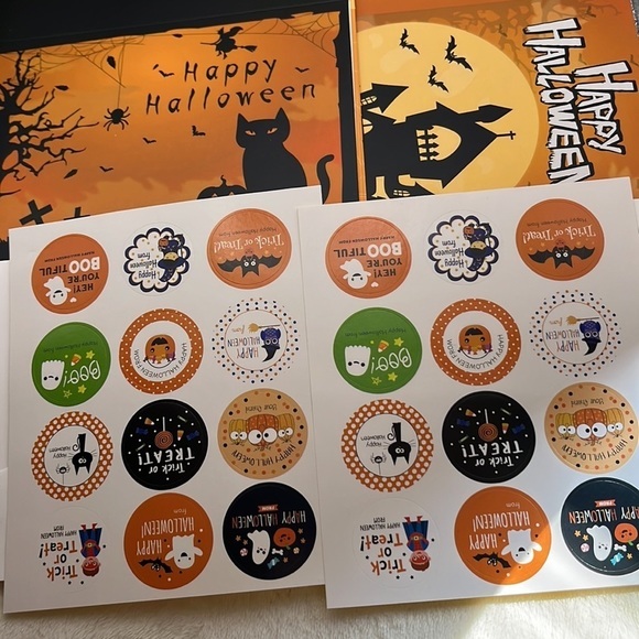 Spooktacular Surprises: Halloween Card Set for a‎ Boo-tiful Celebration! - Picture 4 of 6